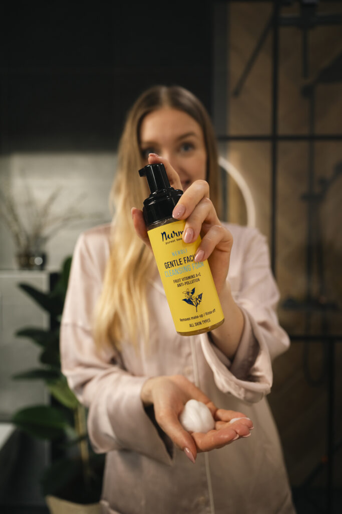 Neroli cleansing foam
